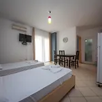 Vera 3* Kryemedhej
