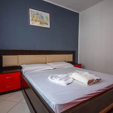 Vera Otel Kryemëdhej